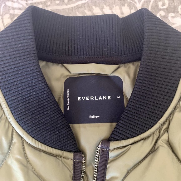 Everlane The ReNew Long Liner in Kalamata Green - Picture 9 of 13